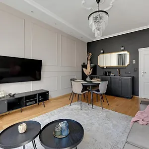 Old Town Ogarna Iv Glamour By Downtown Apartament